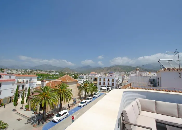 Casa de huéspedes: Nerja-Centro-Jacuzzi- Mirador De La Ermita- Adults Recommended